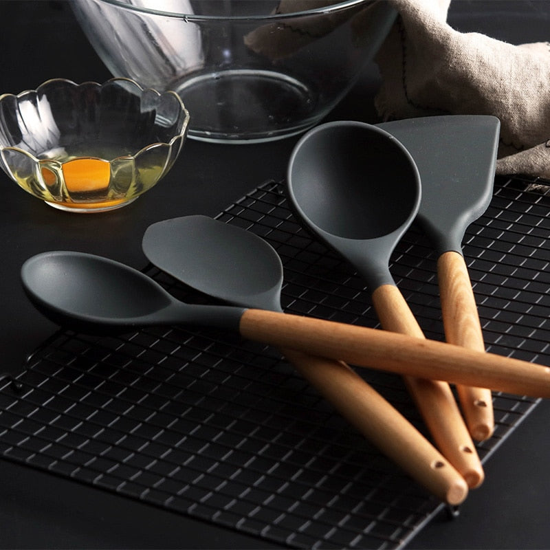 Special Cooking Shovel