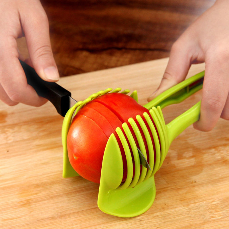 Apparatus for easy cutting of fruits and vegetables